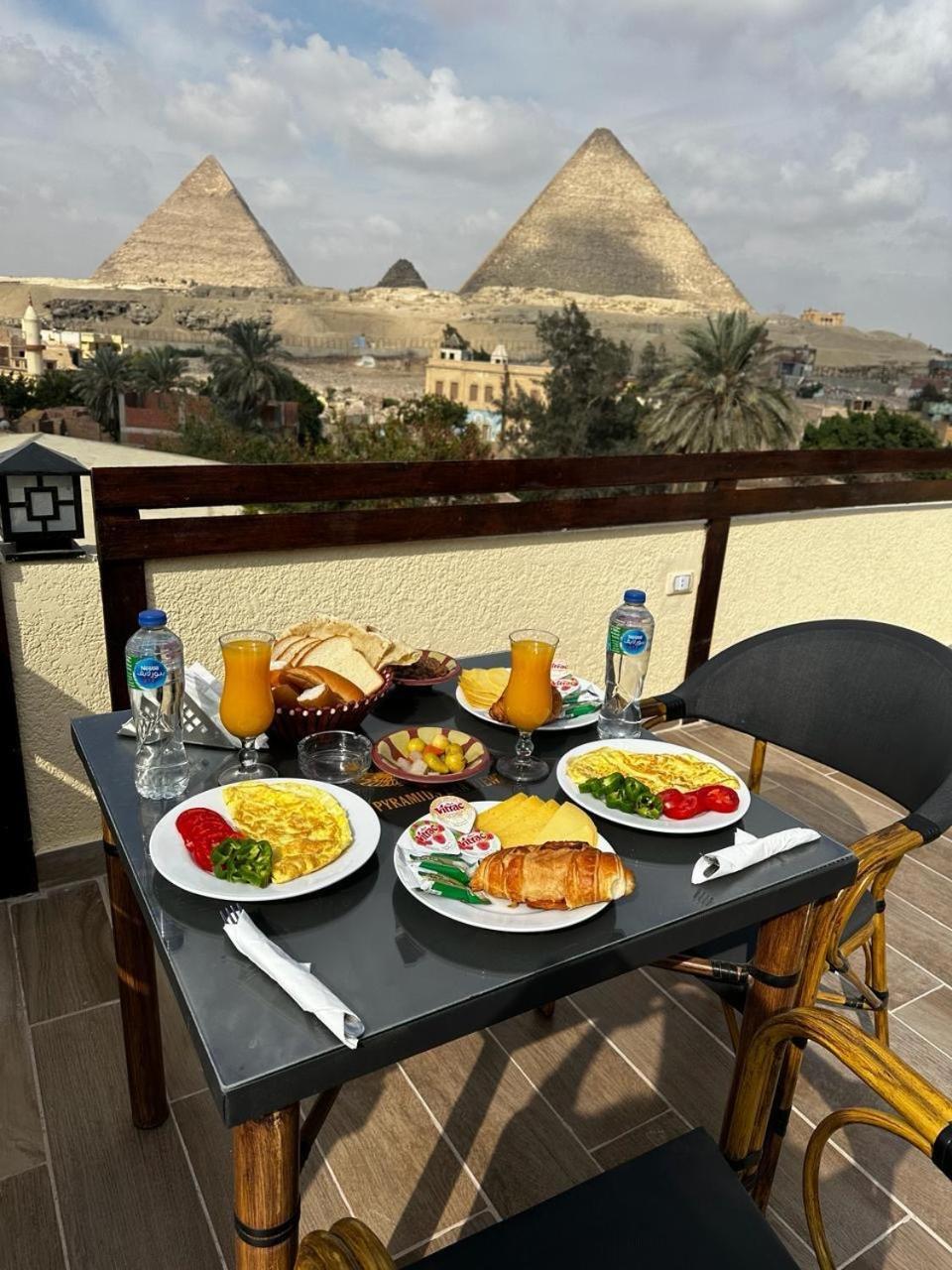 Pyramids Era View Hotell Kafret el-Gabal Exteriör bild
