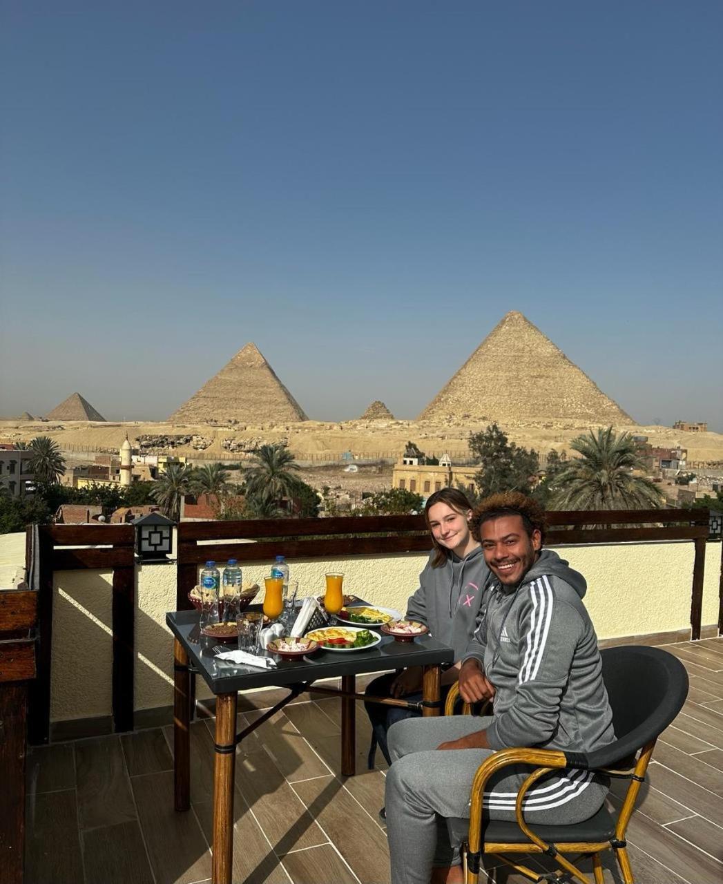 Pyramids Era View Hotell Kafret el-Gabal Exteriör bild
