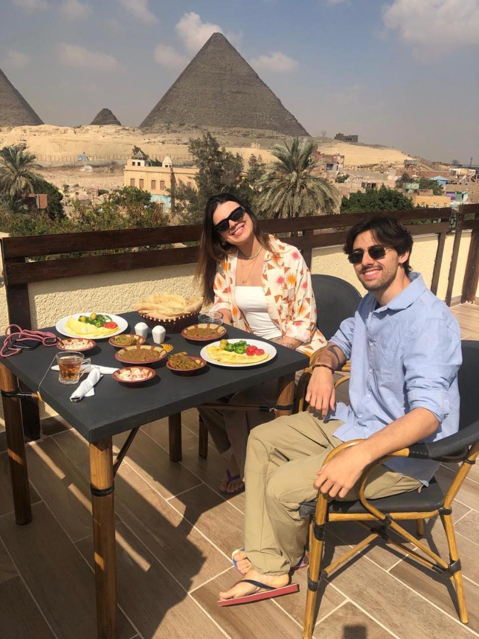 Pyramids Era View Hotell Kafret el-Gabal Exteriör bild