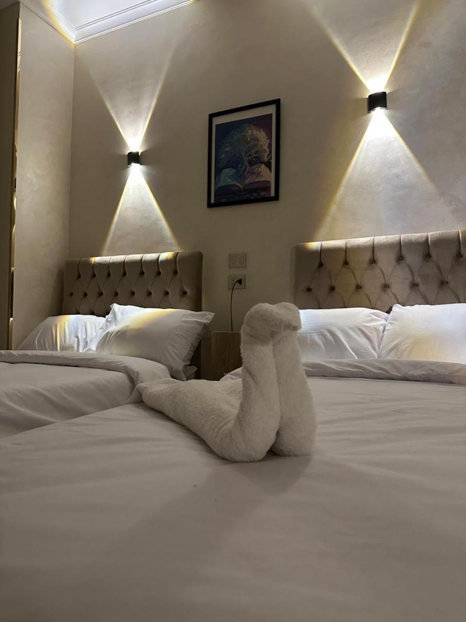 Pyramids Era View Hotell Kafret el-Gabal Rum bild